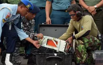 QZ8501 có thể đã phát nổ sau khi rơi xuống biển