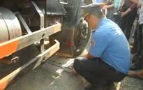 Đăk Lăk: Xe chở quá trọng tải chống người thi hành công vụ