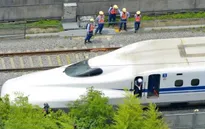 Nhật Bản: Hành khách tự thiêu trên tàu Shinkansen