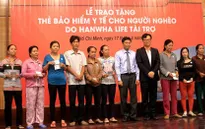 Hơn 2.900 thẻ bảo hiểm y tế được trao tặng cho người nghèo