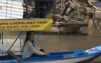 Thuyền du lịch chạy bẳng năng lượng mặt trời