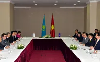Thủ tướng tiếp lãnh đạo Tập đoàn dầu khí Kazmunaigaz