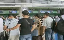 Trung Quốc cấm mở đường bay mới tới 3 sân bay thường xuyên chậm chuyến
