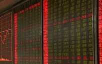 Nhà đầu tư nhỏ lẻ Trung Quốc mất trắng vì chứng khoán