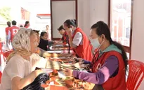 Mở cửa trung tâm cộng đồng vì người nghèo tại TP.HCM