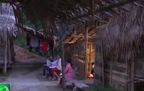 Những học trò nghèo vùng biên thiếu thốn mọi bề