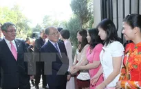 Chủ tịch Quốc hội thăm Đại sứ quán Việt Nam tại Hoa Kỳ