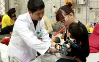 Trẻ em nhập viện tăng đột biến do nắng nóng