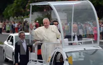 Lãnh tụ Fidel Castro tiếp Giáo hoàng Francis I