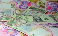 Ukraine thắt chặt kiểm soát tiền tệ