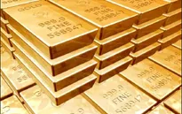Giá vàng thế giới giảm xuống mức thấp nhất trong 8 tháng