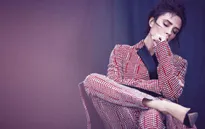 Victoria Beckham quyến rũ trong vẻ nam tính