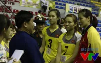 VTV Cup 2015: Khán giả xuống sân động viên ĐT nữ Việt Nam sau thất bại
