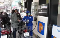 Liên Bộ Công Thương-Tài chính yêu cầu bình ổn giá xăng dầu