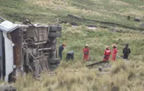 Peru: Xe bus lao xuống đầm, 11 người thiệt mạng
