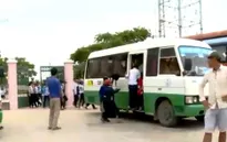 TP.HCM: Đưa đón học sinh cả năm, chủ xe chưa được thanh toán tiền