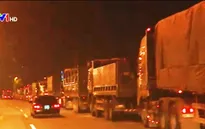 Vấn nạn xe quá tải: Chưa xử lý triệt để vì thiếu chế tài