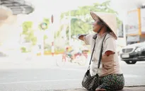 Cảm phục nghị lực phi thường của người phụ nữ không tay không chân