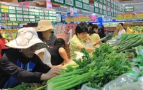 Giá cả hàng hóa tiếp tục ổn định trong ngày mùng 4 Tết