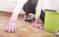 Dùng xăng... lau nhà gây cháy nổ nghiêm trọng