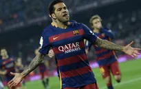 Daniel Alves: “Truyền thông chỉ toàn rác rưởi”