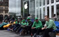 iPhone SE "ế" nặng trong ngày mở bán