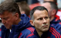 Đồng đội cũ khuyên Ryan Giggs rời Man Utd