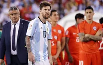 Tổng thống Argentina thuyết phục Messi đừng giải nghệ