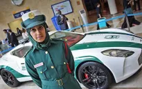 Chiêm ngưỡng dàn siêu xe của cảnh sát Dubai