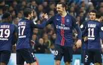 Ibrahimovic rực sáng, PSG hạ gục Marseille băng băng về đích