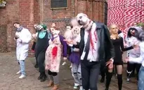 Nhảy flashmob chào đón Halloween tại Berlin, Đức