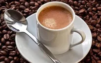 Uống 3 cốc cà phê mỗi ngày giảm nguy cơ mất trí