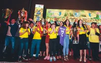 Trước thềm Siêu Cúp Quốc gia, Hà Nội FC tặng áo số 12 cho người hâm mộ