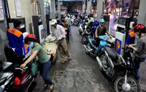 Giá xăng dầu có thể tiếp tục giảm trong ngày 4/1