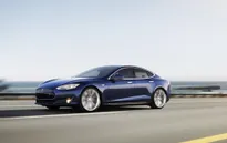 Tesla cho thuê Model S với giá mỗi tháng 698 USD