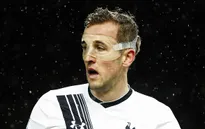 Harry Kane cứa lòng từ góc siêu hẹp, giúp Tottenham lội ngược dòng