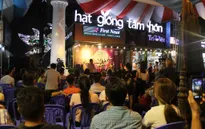 Biểu diễn nghệ thuật đường phố ủng hộ đồng bào miền Trung