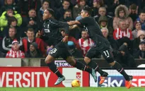 BK Capital One Cup: Thắng lượt đi, Liverpool đặt một chân vào chung kết