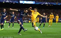 Barcelona đã thắng nhờ sai lầm của trọng tài?
