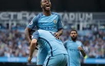 Sterling tỏa sáng, Man City "về cùng đội" với Man Utd, Chelsea