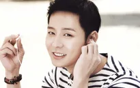 Đơn kiện xâm hại tình dục đã rút, Park Yoochun vẫn bị cảnh sát điều tra