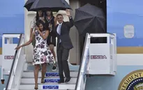 Cháy hàng váy hoa phu nhân Obama mặc khi đến Cuba