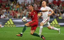 VIDEO EURO 2016: Pha bỏ lỡ khó tin của Ronaldo (Bồ Đào Nha)