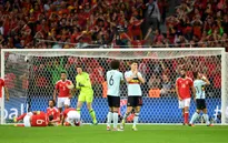 VIDEO EURO 2016: Tình huống cứu thua khó tin của hàng thủ Xứ Wales