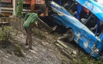 Tai nạn ô tô liên hoàn ở Hòa Bình, 4 người thương vong