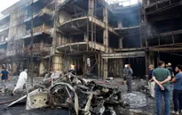 IS đánh bom trung tâm Baghdad, 125 người chết