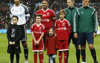 Những khoảnh khắc vô cùng dễ thương của công chúa nhà Beckham