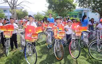 Hành trình "Cùng em đi học" ở Ninh Thuận
