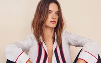 Thiên thần Victoria's Secret gợi cảm với phong cách funky