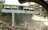 Hơn 100 người đã được giải cứu trong vụ sập cầu ở Ấn Độ